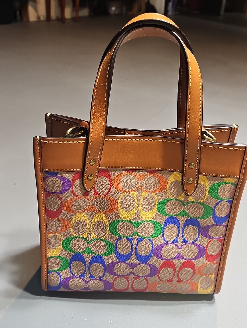 Coach C5142 Field Tote 22 Rainbow Signature Canvas Pride Coll. Limited Edition - Picture 3 of 15